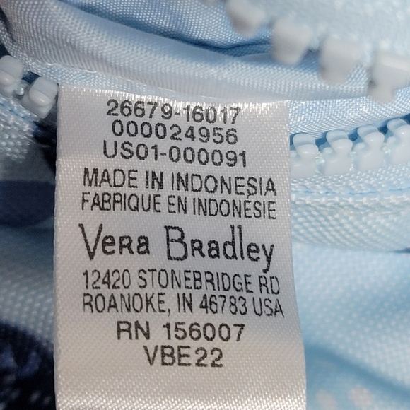 Vera Bradley Just Turtles Sling Backpack. - Picture 10 of 14